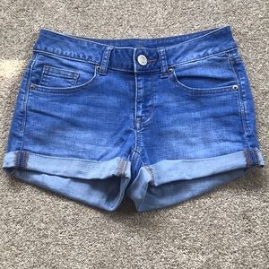 SO Jean shortie shorts